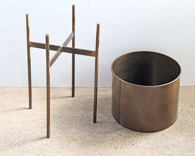 PS11 Jed Planter in Weathered Brass