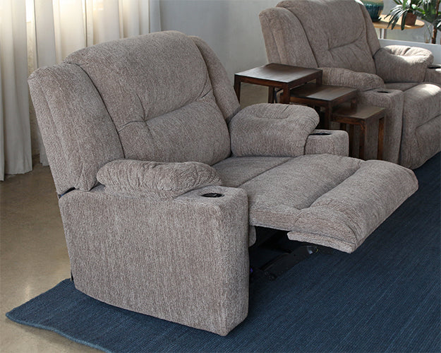 RECL01 - Man Cave Lounge Chair With A Cup Holder