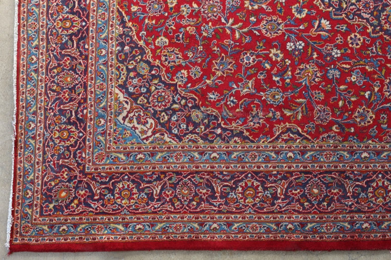 RUG100 9'8 x 13'2 Antique Persian Rug 