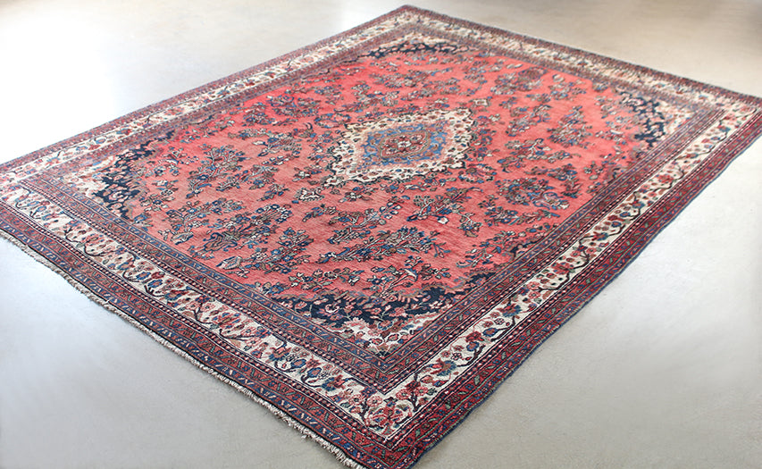 RUG308 10'5 x 13'2 Pale Red Hamedan Persian Rug Circa 1965