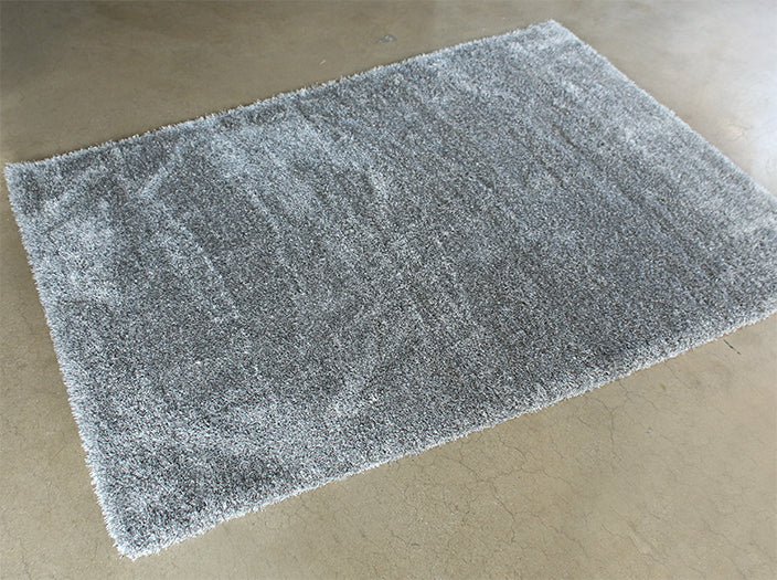 RUG325 7'10 x 10'3 Cloud Gray Shag Rug