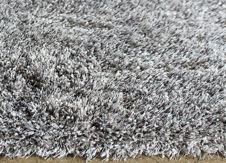 RUG325 7'10 x 10'3 Cloud Gray Shag Rug