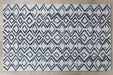 RUG352 - 5' x 8' Gray/Taupe Wool & Cotton Diamond Patterned Rug