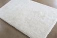 RUG363 - 5' x 8' Ecru Hand-Tufted Plush Rug