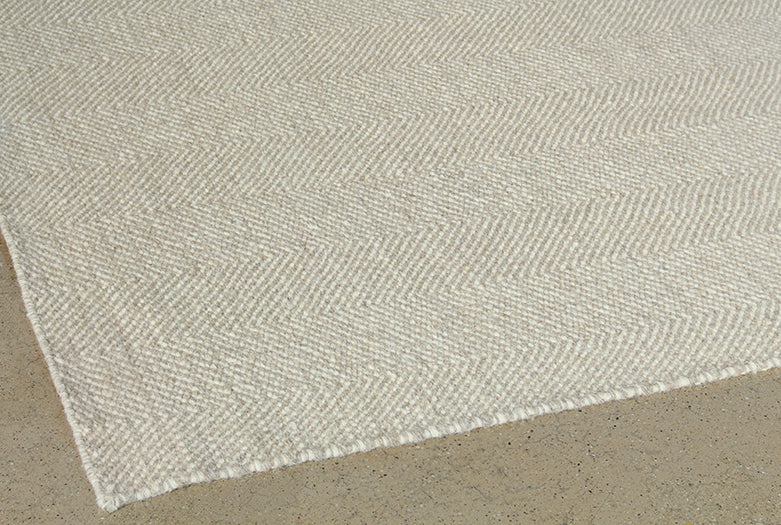 9' 3" X 13' Natural Tone Zig Zag Rug
