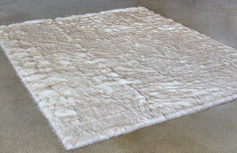 RUG422 -  7'10 X 10' Ivory And Beige Faux Fur Rug 