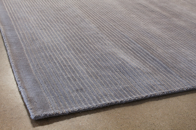 RUG449 - 8' X 11'  Gray Loop And Cut Pile Rug