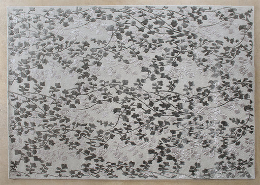 RUG464 - 8' x 10' Silver And Grey Leaf Tufted Wool Rug