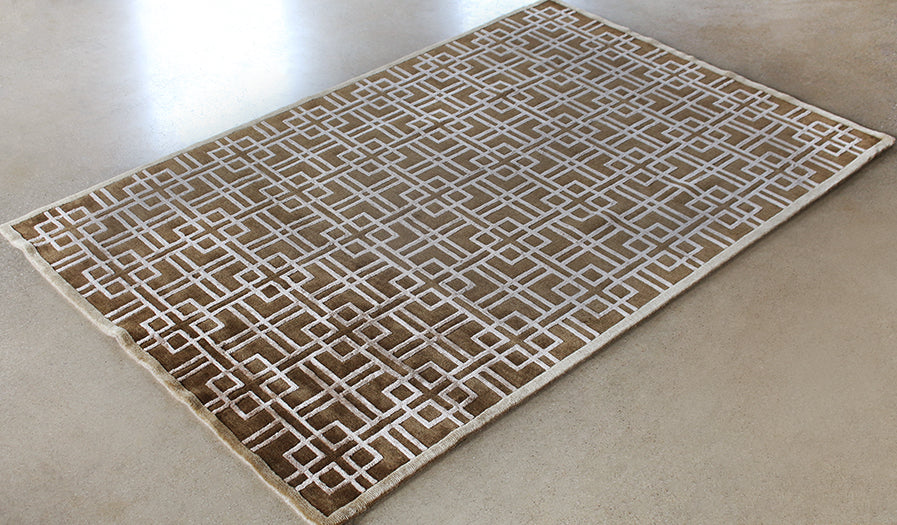 RUG465 - 5'6 x 8'6 Brown And Gold Hollywood Regency Rug