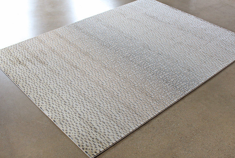 RUG479 - 8x11 Cannes Rug In Dark Gold