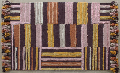 RUG515 - 5' X 7'6"  Spice And Bordeaux Hooked Wool Rug