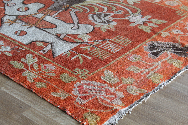 4'8" X 8' Antique Samarkand Pictorial Rug