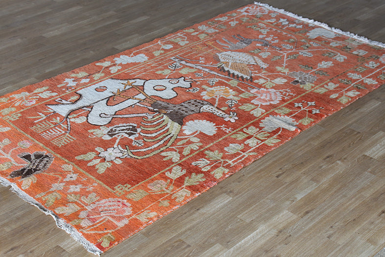 4'8" X 8' Antique Samarkand Pictorial Rug