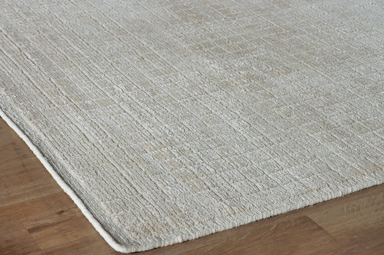 8'-6" X 11'-6" Ivory Beverly Rug