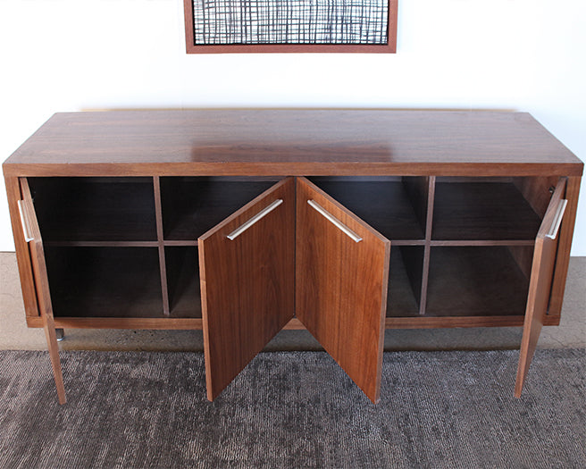 SB16 Silva Walnut Buffet