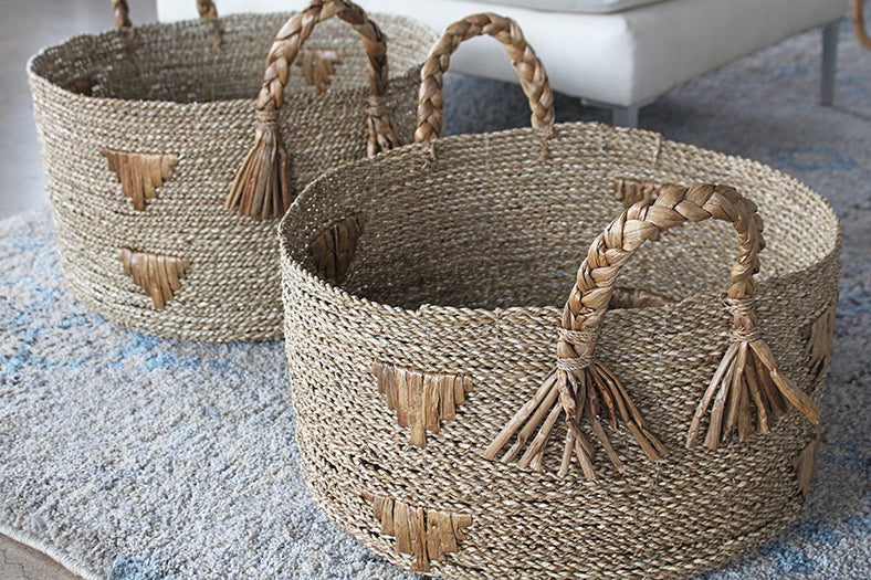 SBASK10 - Set Of 2 Seagrass Woven Nesting Baskets With Handles