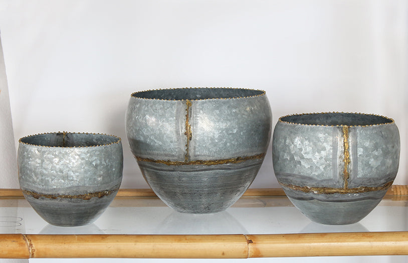 SBOWL13 - Set Of 3 Galvanized Pots With Brass Welds