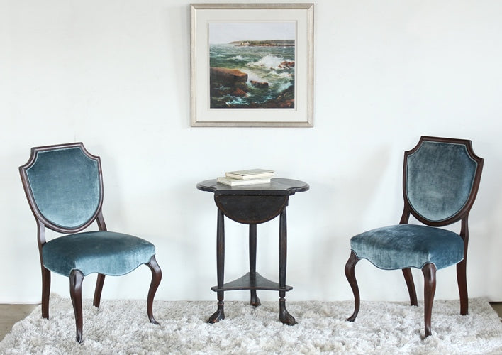 ET371 Mahogany Footed Side Table