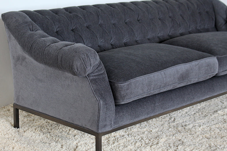 SF181 Damon Tufted Sofa in Charcoal Velvet
