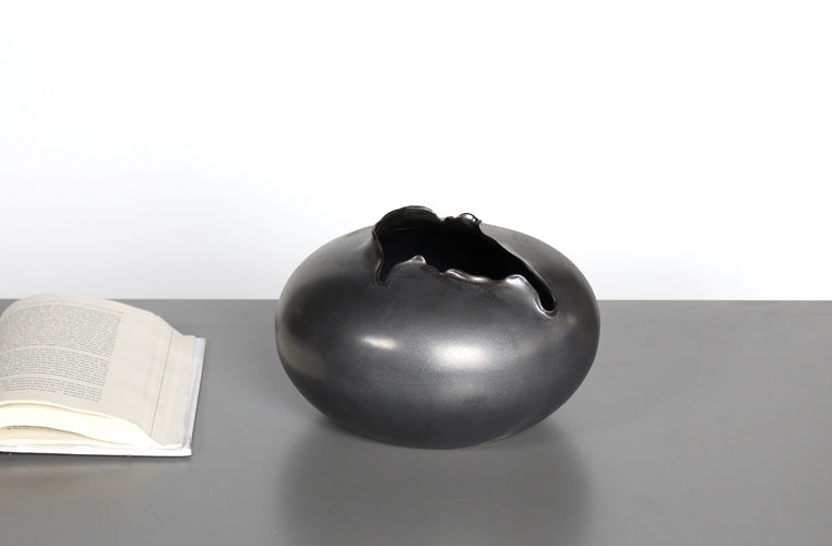 SVS87 Set of 2 Tambora Vases