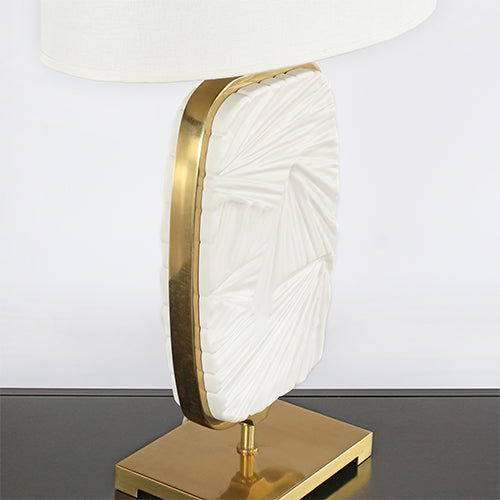 Flat Lily Medallion Lamp With Brass Edge