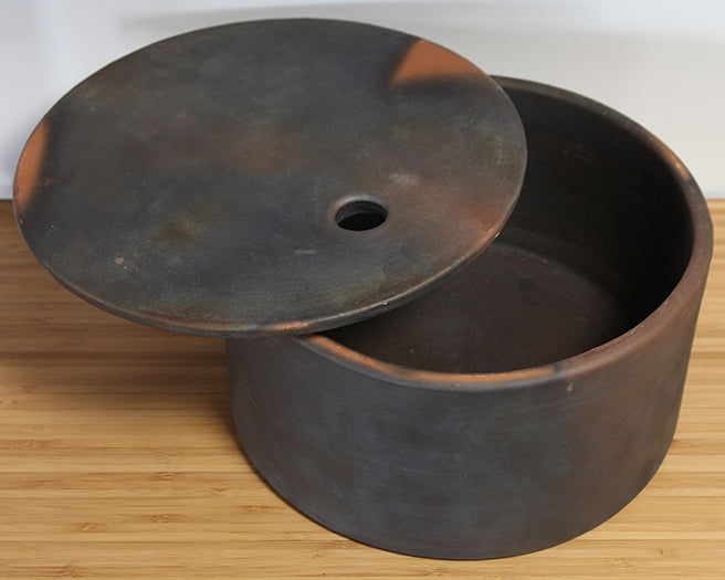 URN100 - Large Hazel Storage Jar