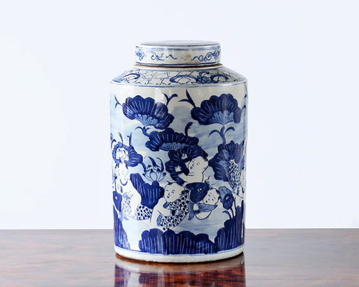 URN93 Blue and White Floral Chinese Urn 