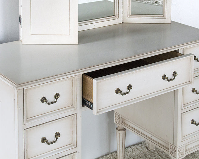  VAN08 Meredith Vanity in Antique White