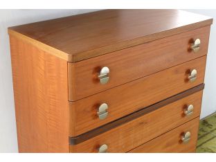 Vintage 5 Drawer Dresser with Oval Drawer Pulls
