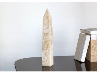White Marble Obelisk - Cleared Décor