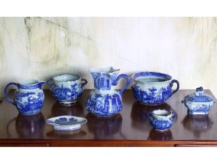 7 Piece Chinese Style Serving Set