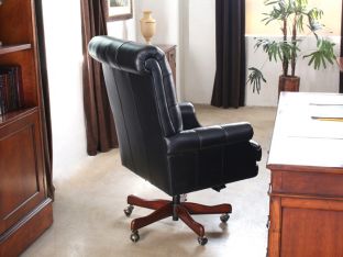 Black Leather Tufted Executive Chair