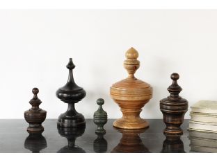 Set of 5 Assorted Wooden Finial Boxes - Cleared Décor