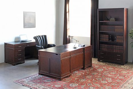 Leather Top Desk, Mahogany Executive Desk.